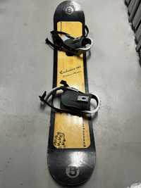 Snowboard 140 z wiązaniami i butami r. 40