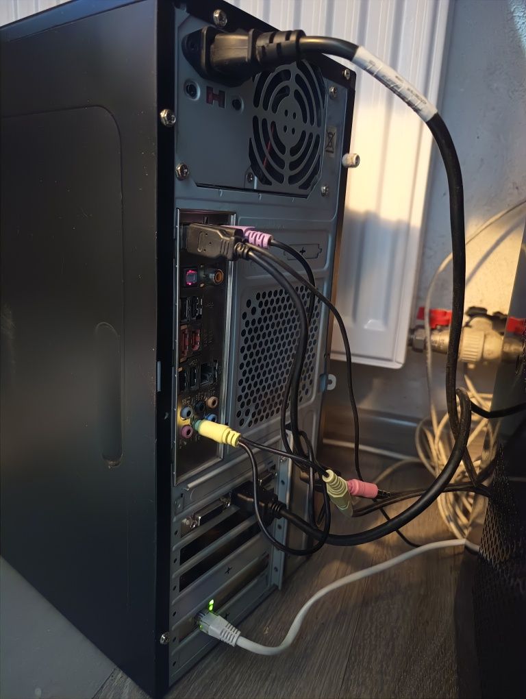 Комп'ютер Intel Core 2 Quad Q6600, 8Gb