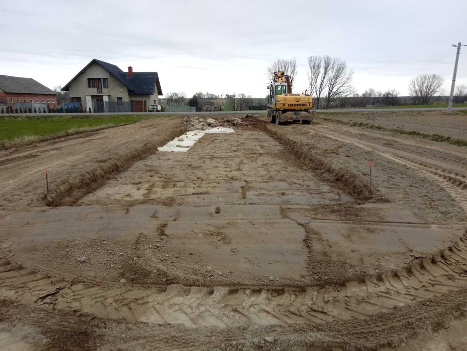 Usługi koparką kołową LIEBHERR