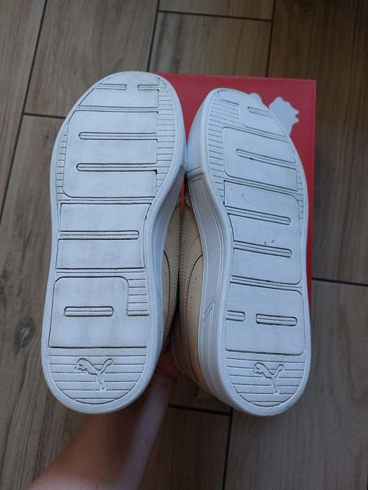 Продам зимові кросівки ,черевики Puma 40 розміру