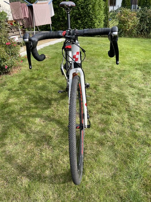 Cube Cross Race rozmiar 56