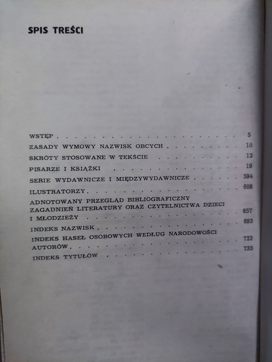 Nowy słownik literatury dla dzieci i młodzieży. Pisarze, książki,serie