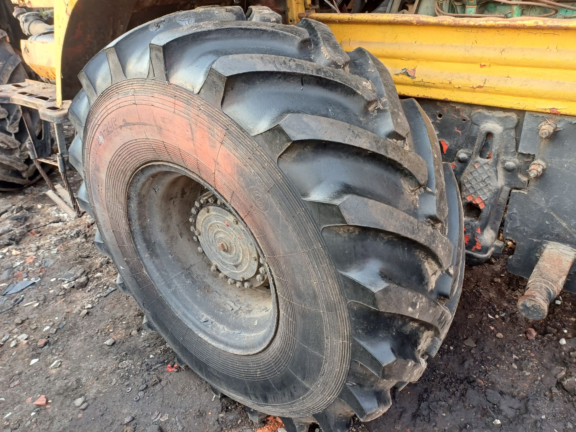 Kirowiec t150 części