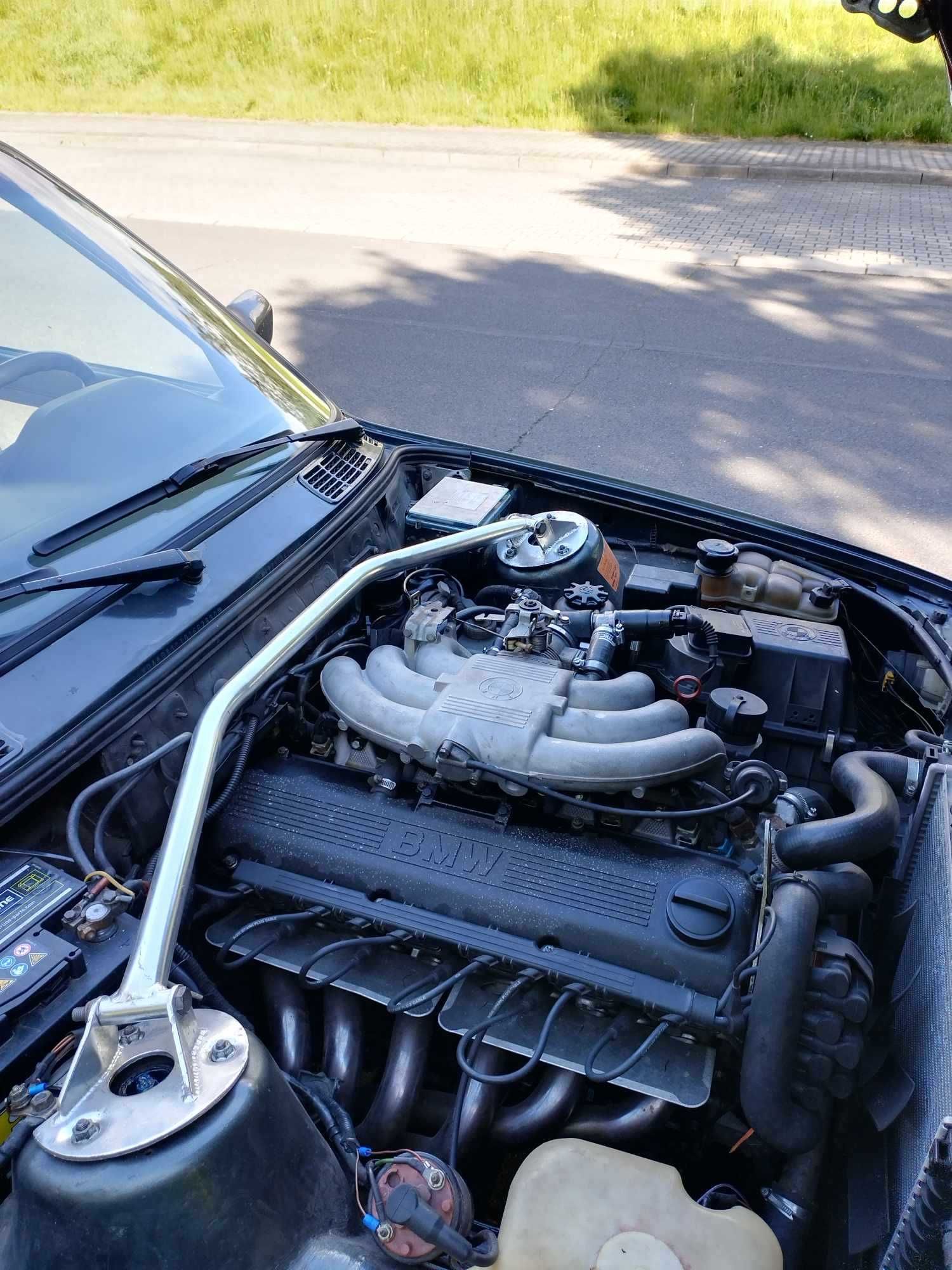 BMW E30 2,5 M TECHNIC 2 1988
