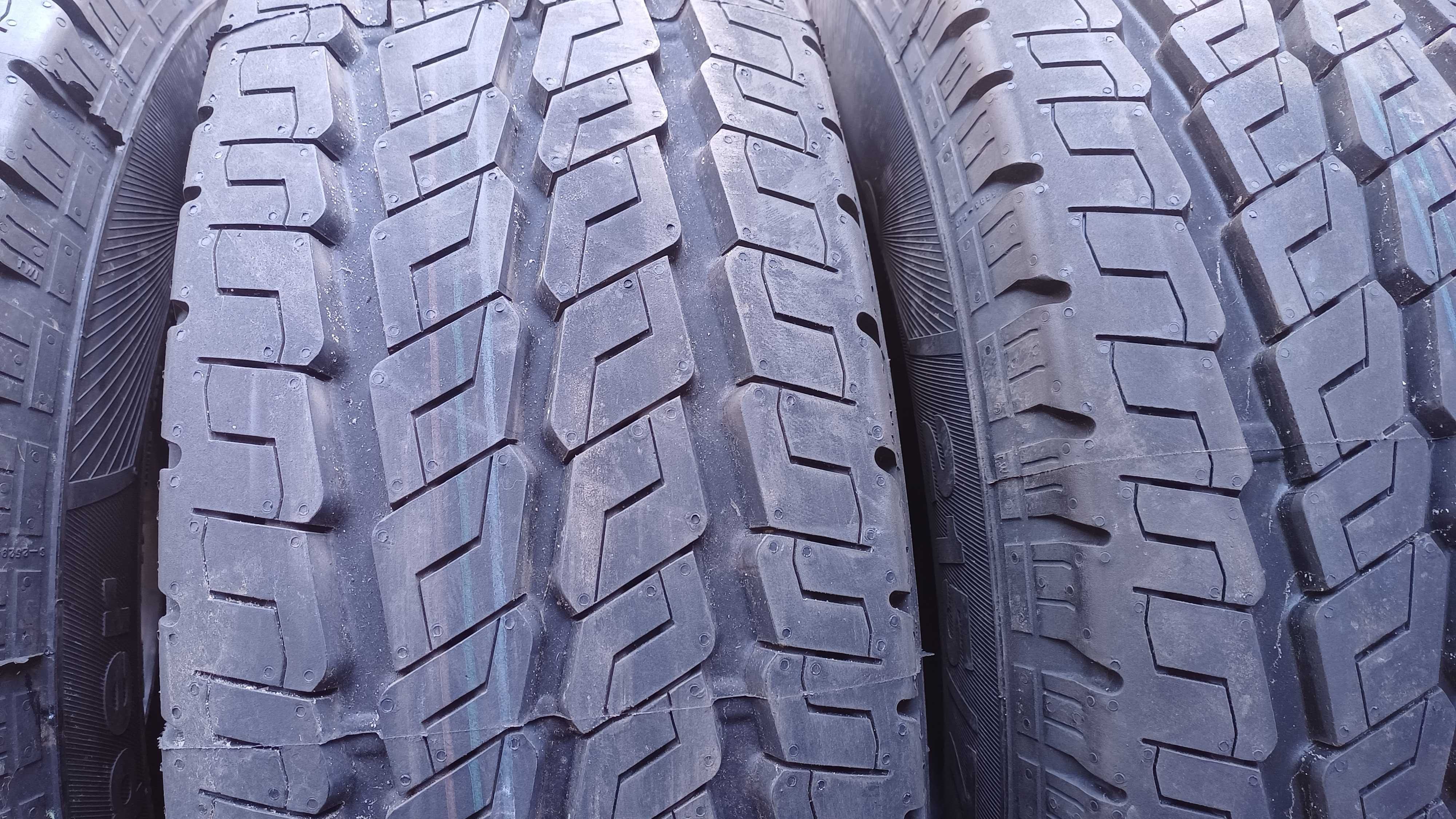 Continental VancoCamper 215/70 R15C 109R 2023r Demo