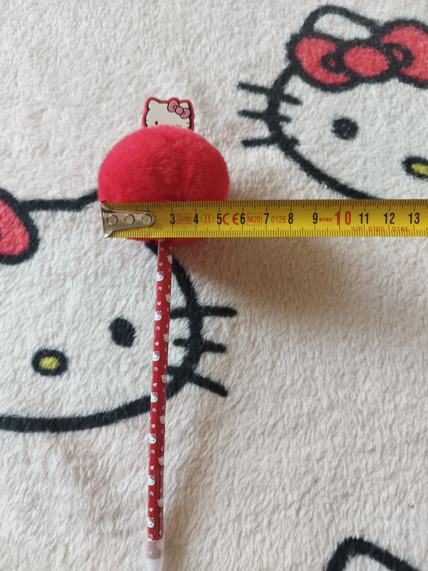 Długopis Hello Kitty z futerkiem