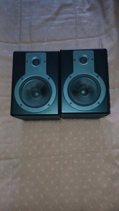 Monitores de estudio M-Audio BX5