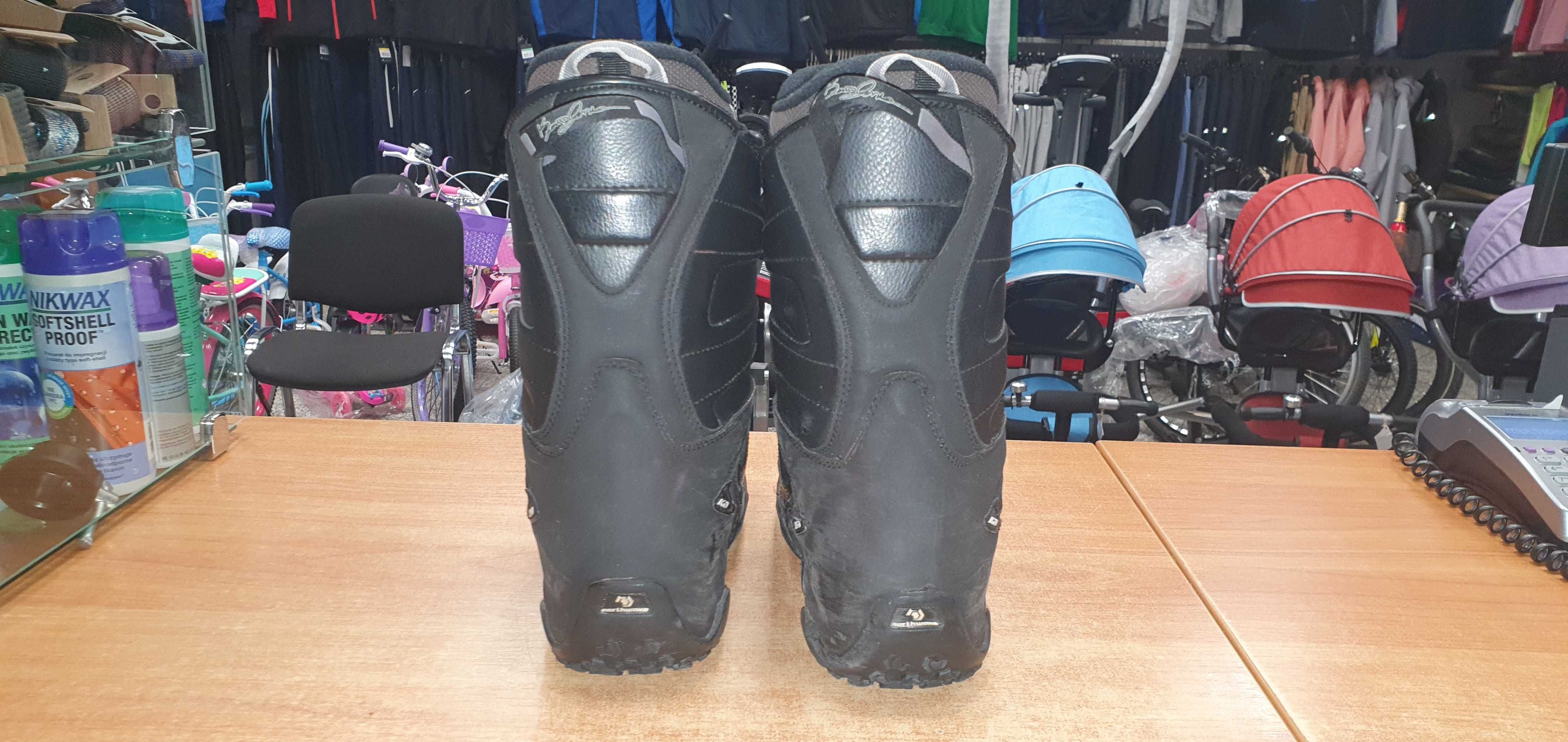 Buty snowboardowe Northwave ( rozmiar 42 )