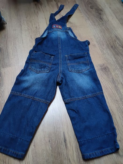 Ogrodniczki jeansowe