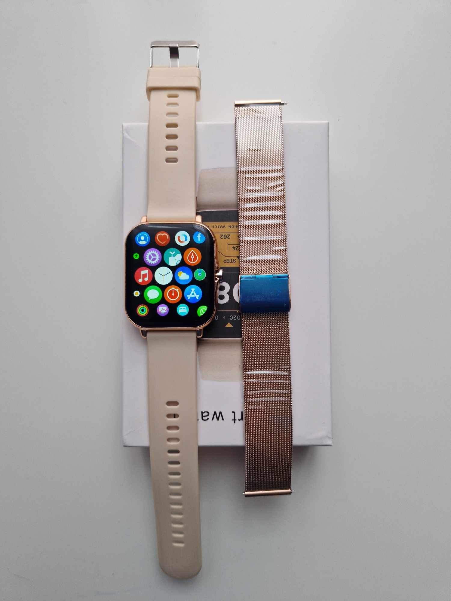 Złoty Smartwatch na bransolecie + wymienne paski