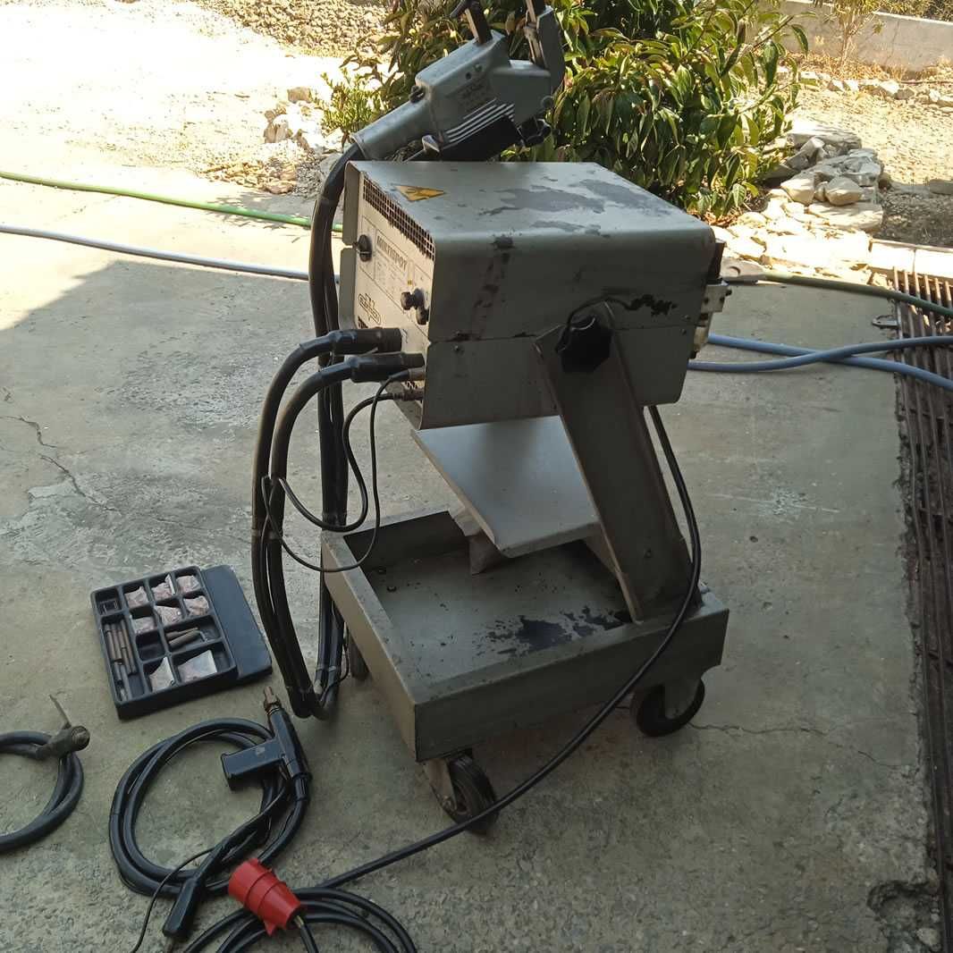 máquina para soldar por ponto (ELEKTRON M6)