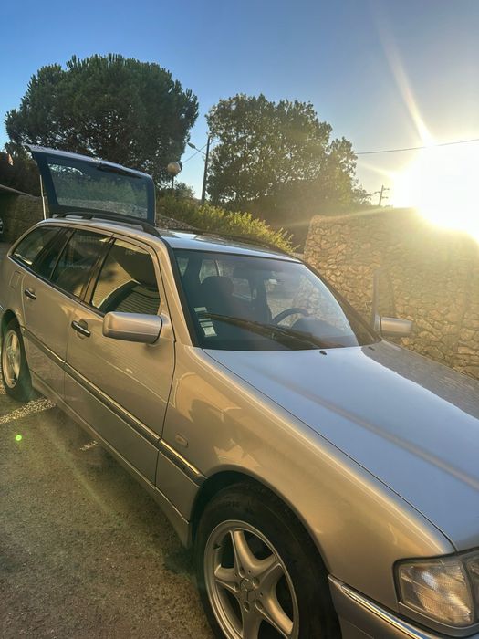 Mercedes 220 - Muito bom estado