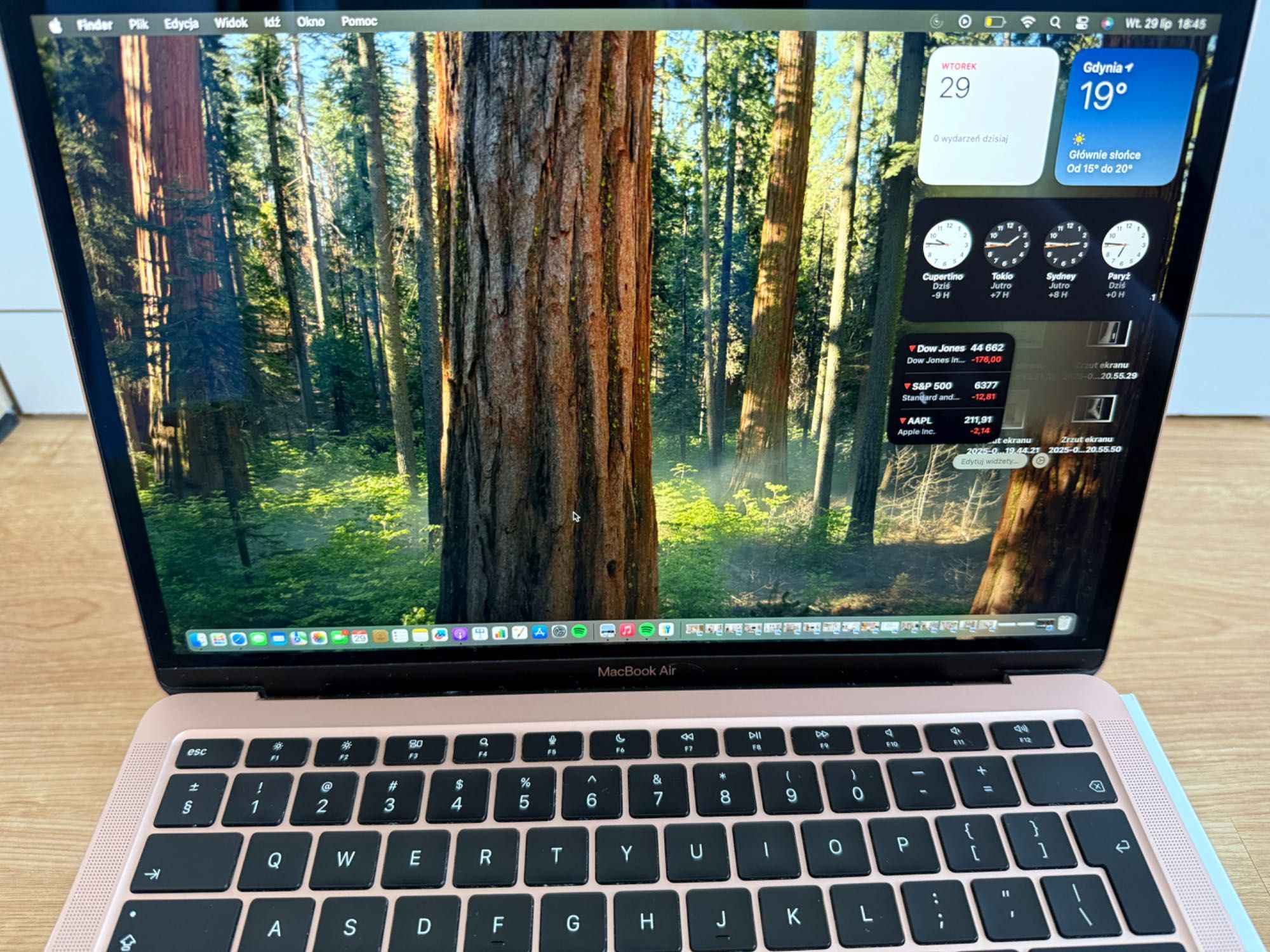 MacBook Air 13’ M1 różowy