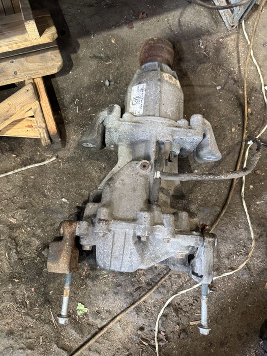 Роздатка  Ford Kuga Escape  mk3