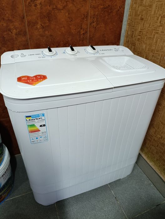 Продам пральну машину полуавтомат ідеальному стані 

Лук