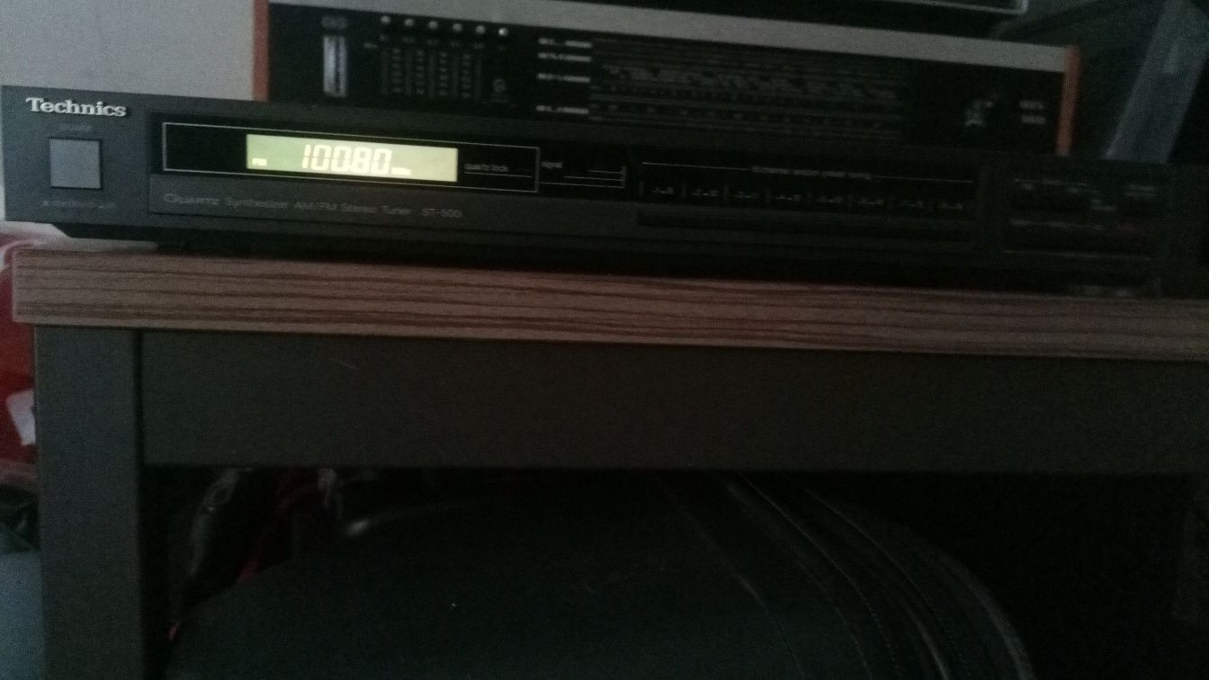 Technics tuner z dużej wieży
