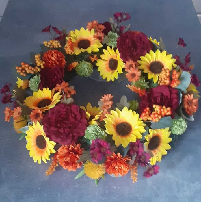 Wianek jesienny ze słonecznikami