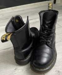 Dr Martens 1460 snow plow