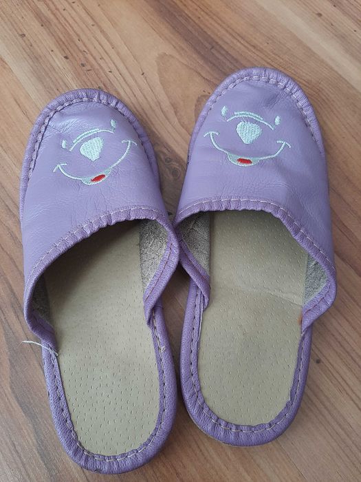 Papcie kapcie skórzane 33 dziewczęce