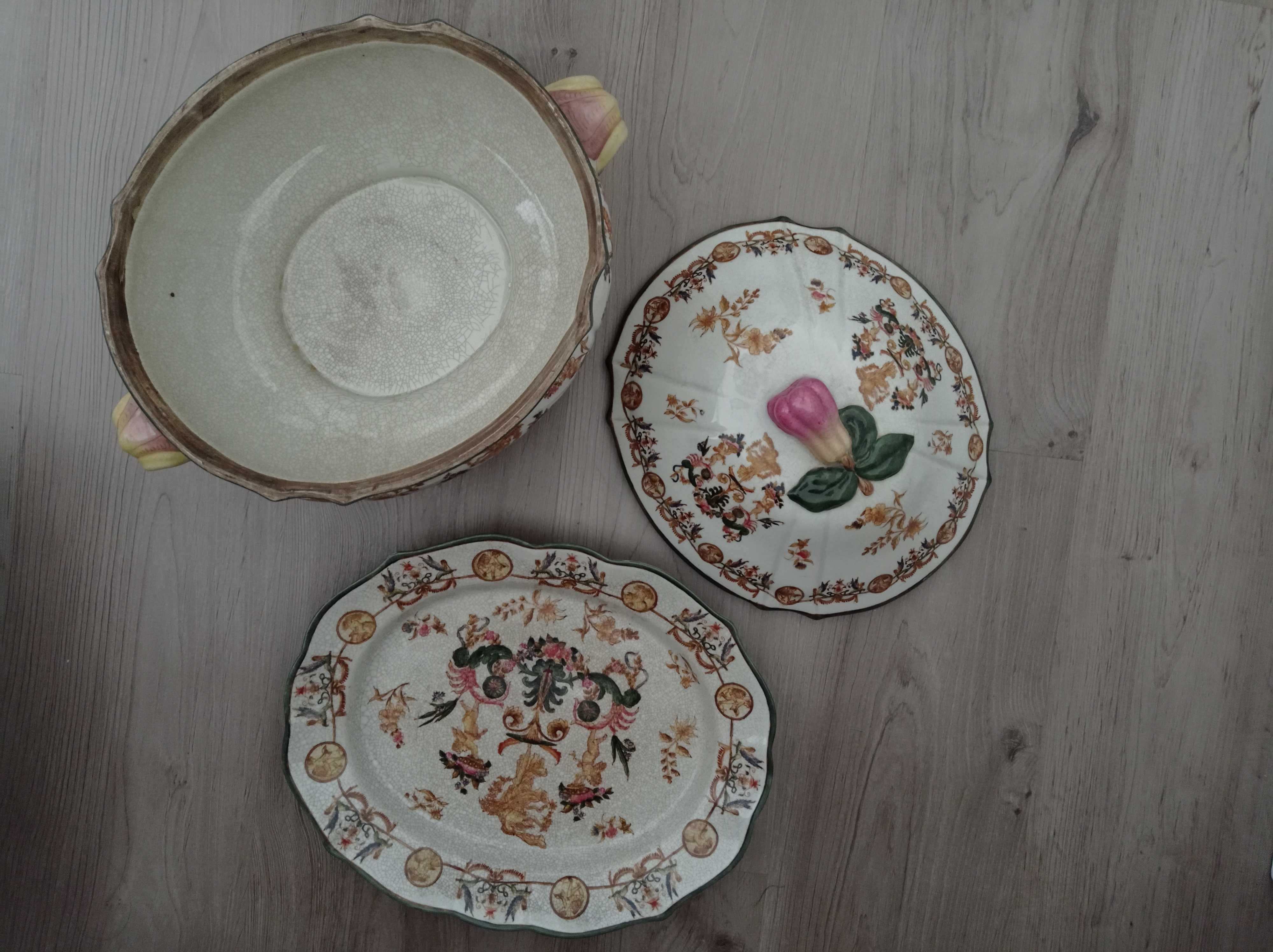 Terrina decorativa cerâmica estilo clássico