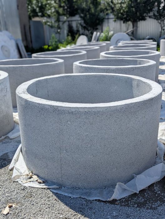 Копання септиків. Виготовлення кругів для септика. Також є кришки