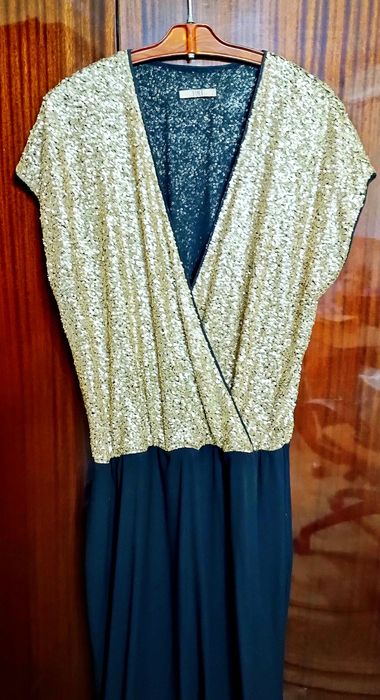 Продам вечернее платье большого размера.