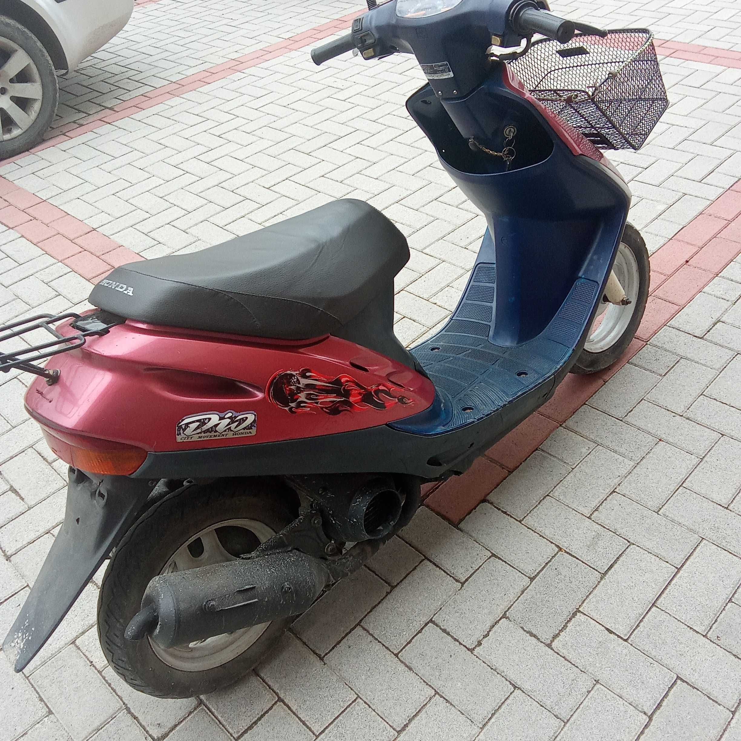 Скутер Honda Dio