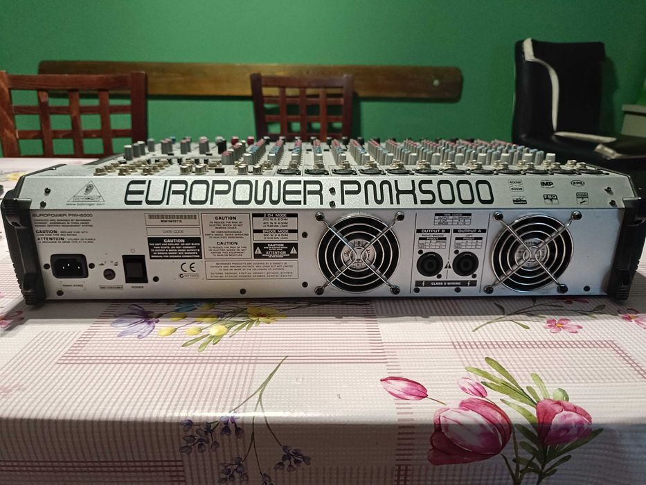 Behringer PMH 5000 - powermikser