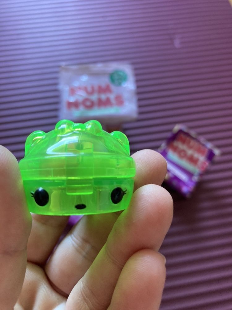 Num noms como novos