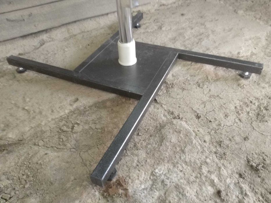 Stojak na ubrania chromowany STAND obrotowy