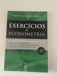 Vendo dois livros de econometria.