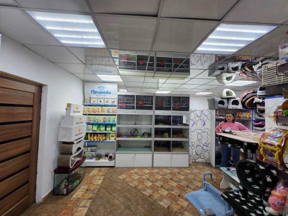 Центр Грушевського торгове приміщення 87 кв.м. ТОП місце прохідняк