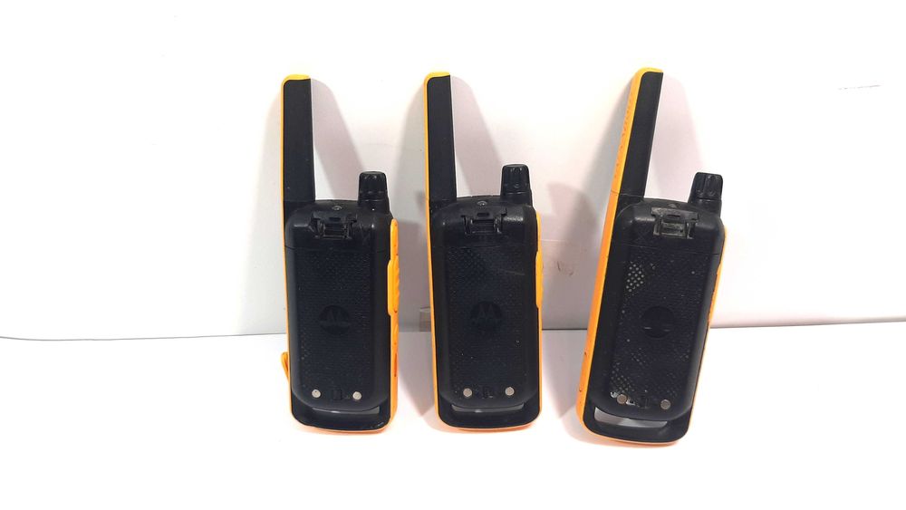 zestaw 3 radiotelefonów PMR MOTOROLA-T82/EXTREME