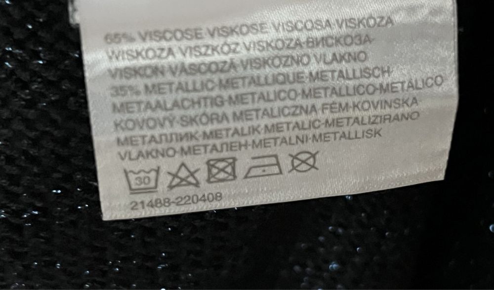 Granatowy damski sweter