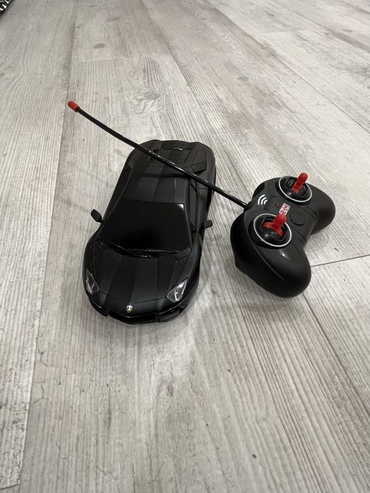 Машинка на пульті "KS Drive" Lamborghini Aventador чорна (1:24)