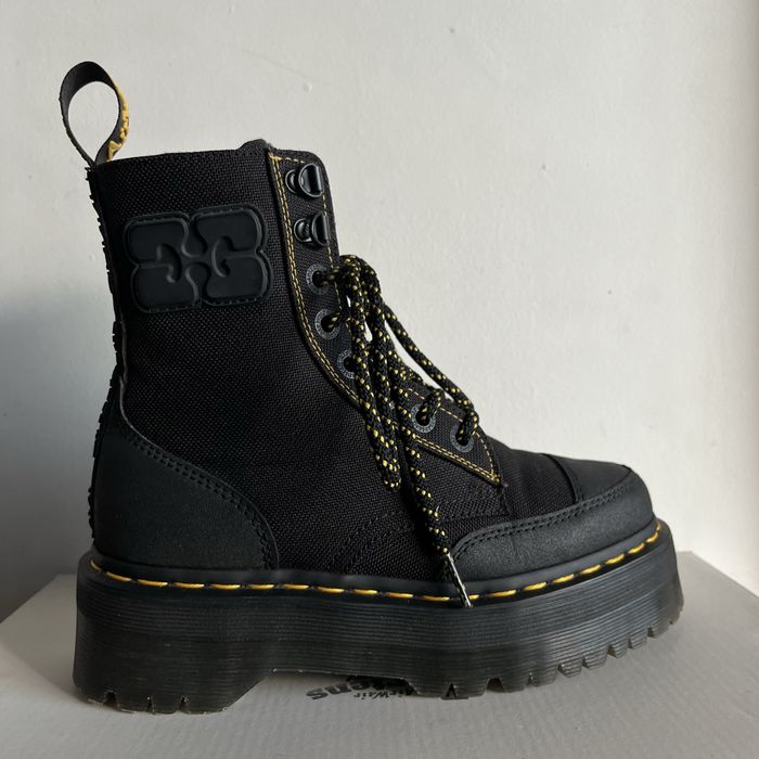 GANNI Dr Martens - Edicao especial, como Novas