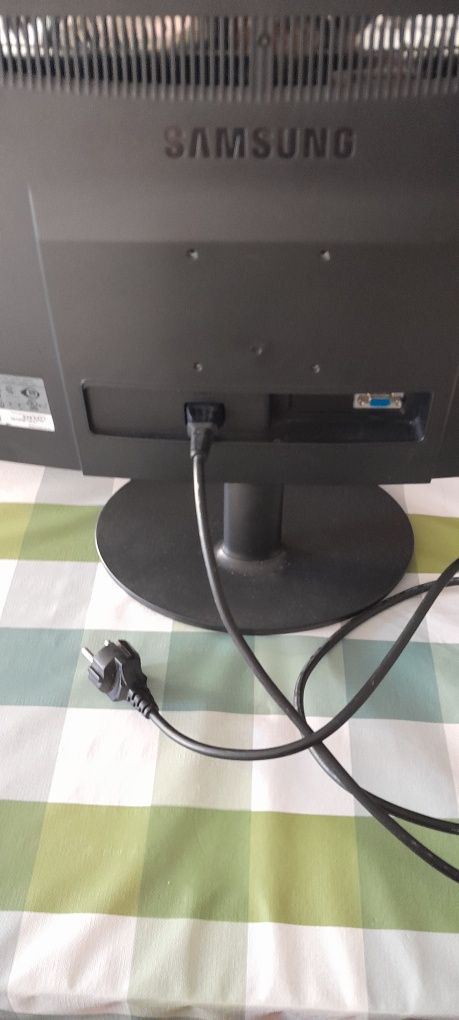 Monitor Samsung em bom estado