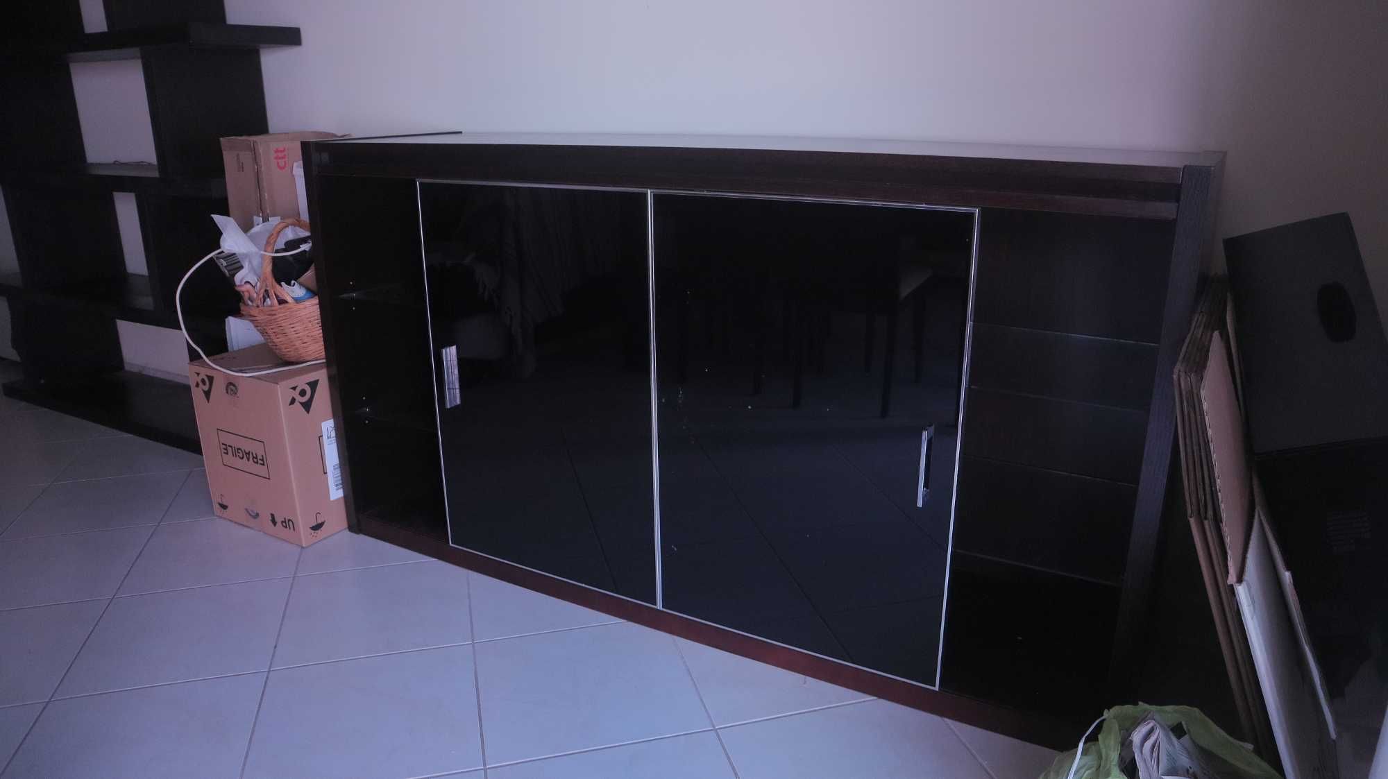 Sala de Jantar Completa – Elegância e Praticidade