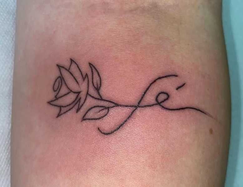 Tatuagem Simples e Top
