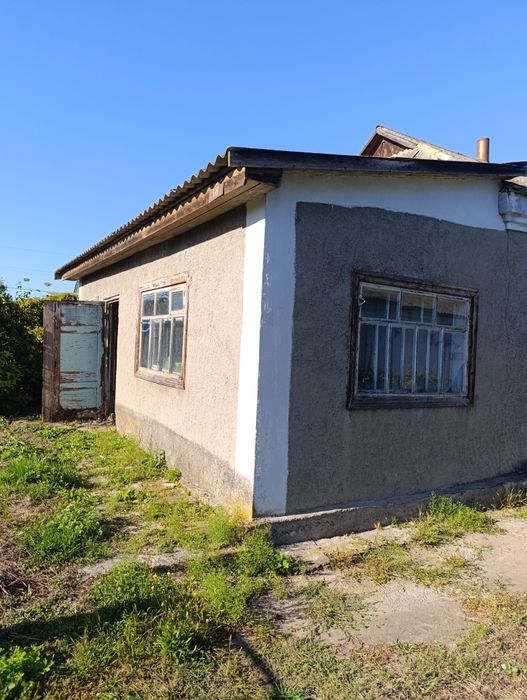 Продаж будинку в Гнівані