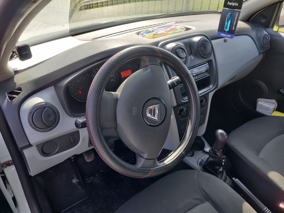 Dacia Sandero 2013 • 1.2 бензин