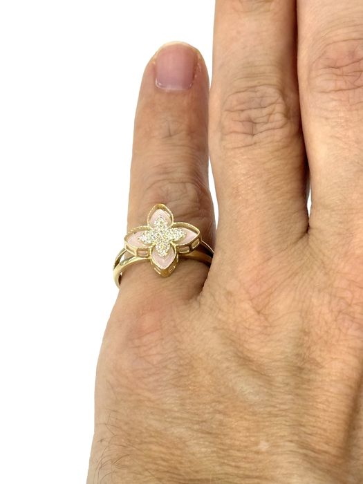 Złoty pierścionek rozmiar 17