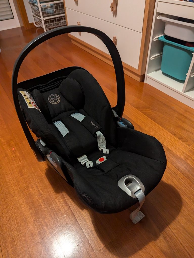Cybex Cloud Z I-size Plus Deep Black