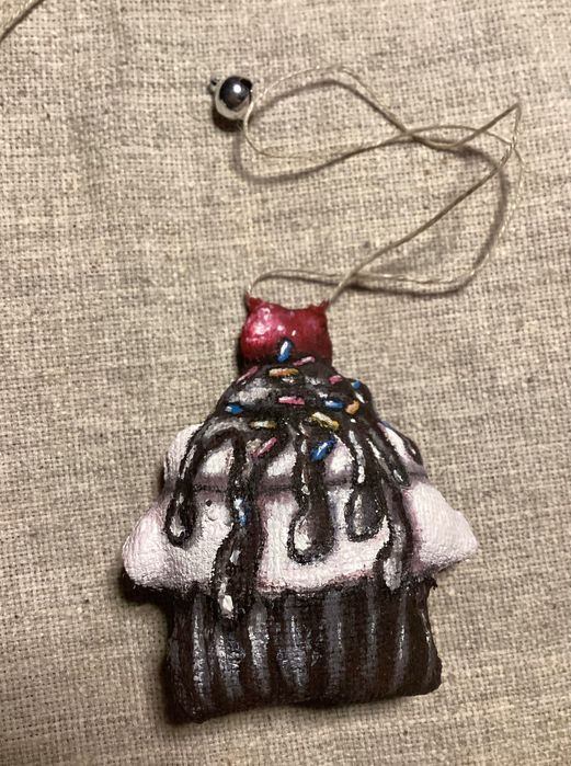 Різдвяні іграшки ручної роботи