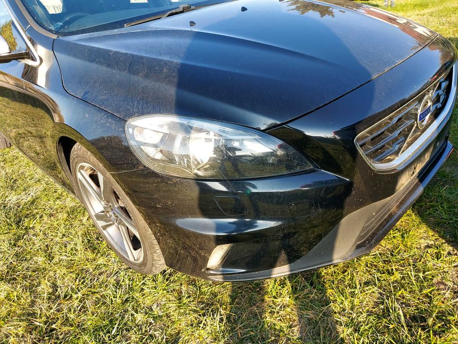 Volvo V40 r -design zestaw przodu  452-46