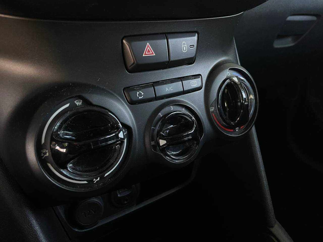 Peugeot 208 1,2 gasolina IMPECAVEL