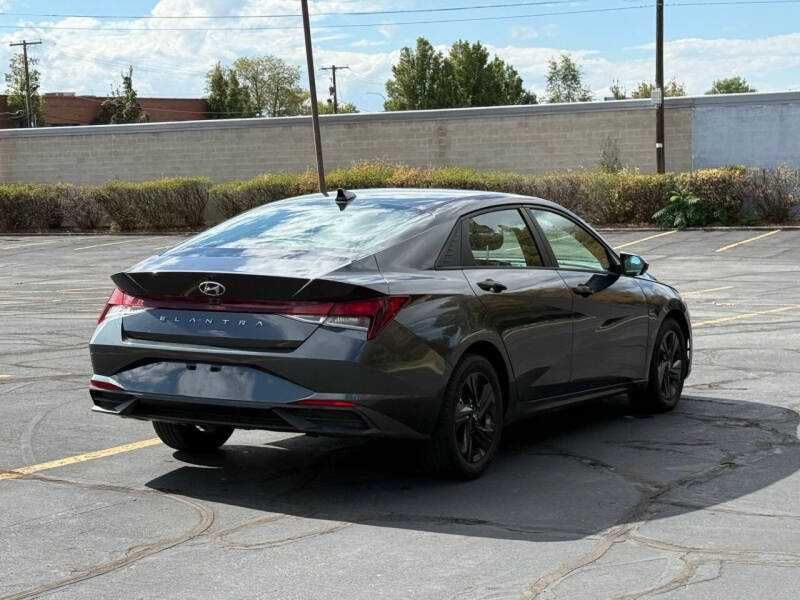 2021 Hyundai Elantra SEL