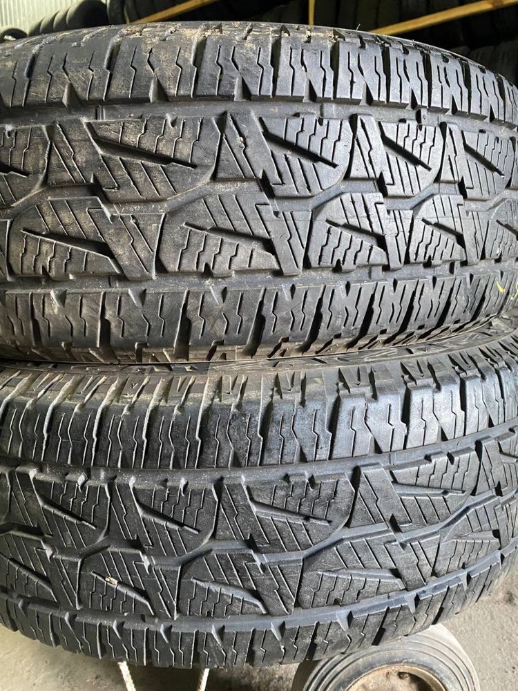 R17 265/65 Bridgestone Dueller A/T