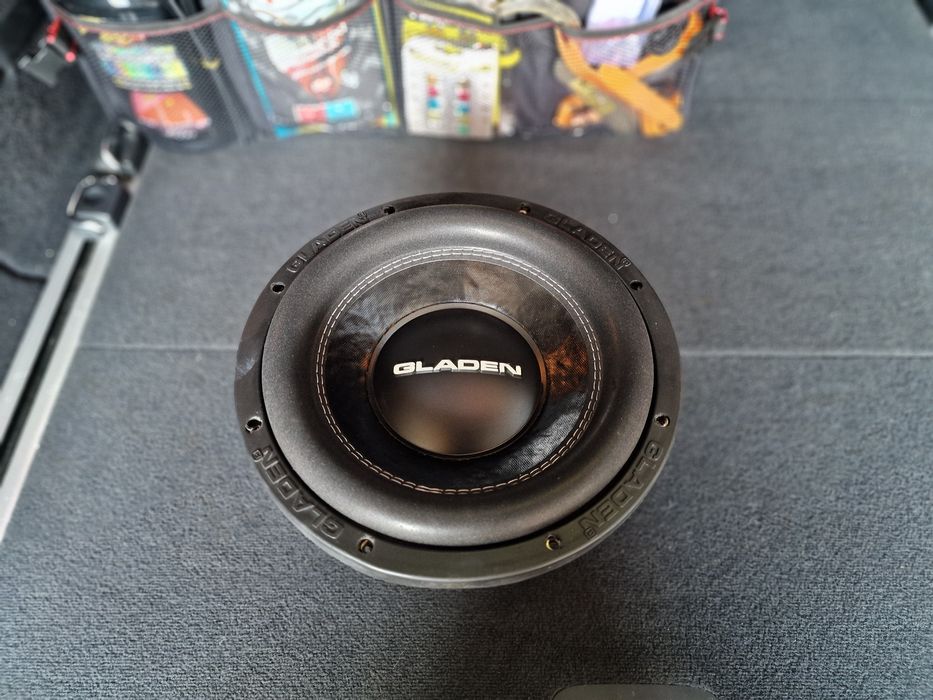 Skrzynia basowa subwoofer tuba Głośnik 25 cm Gladen SQX 10 Car Audio
