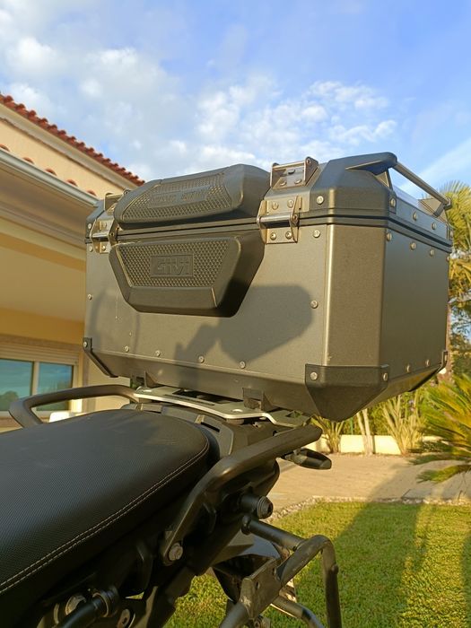 Triumph Tiger 800 XCX